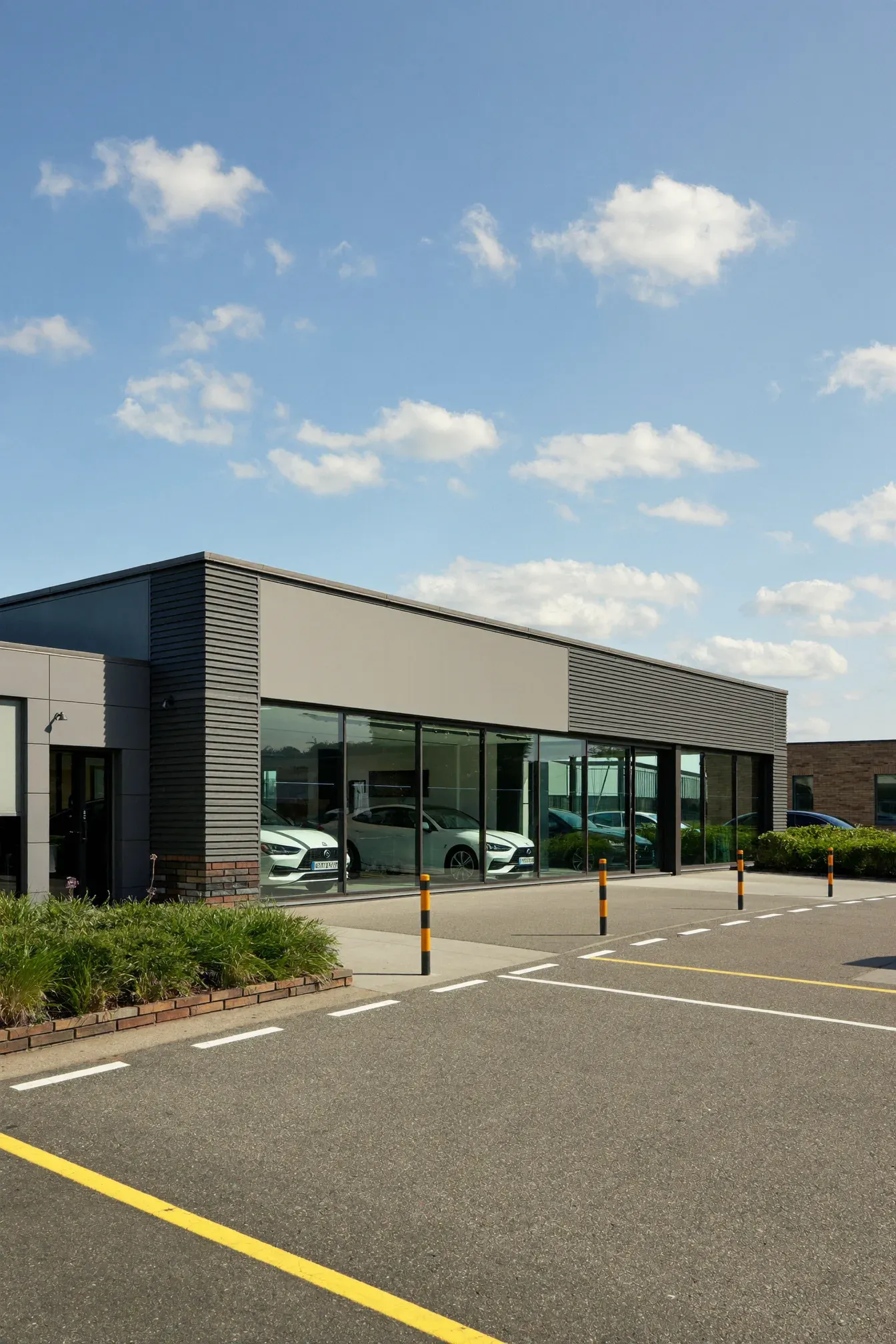 Contract cleaning in Poole for offices and business sites